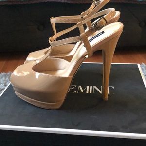 ShoeMint Nude heels! Brand New!